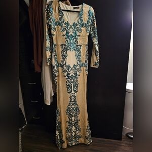 Beige gown with green sequin, size xl, with tag
